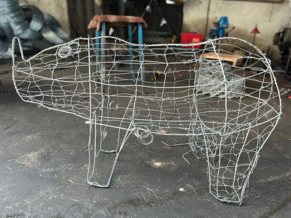 Sorting bins and plastic-awareness sculptures for the Bharatpur Sabji Mandi - 5